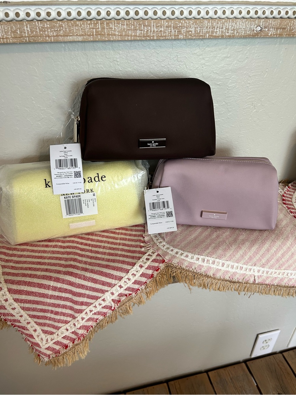 Choice of Kate Spade ♠️ Cosmetic case